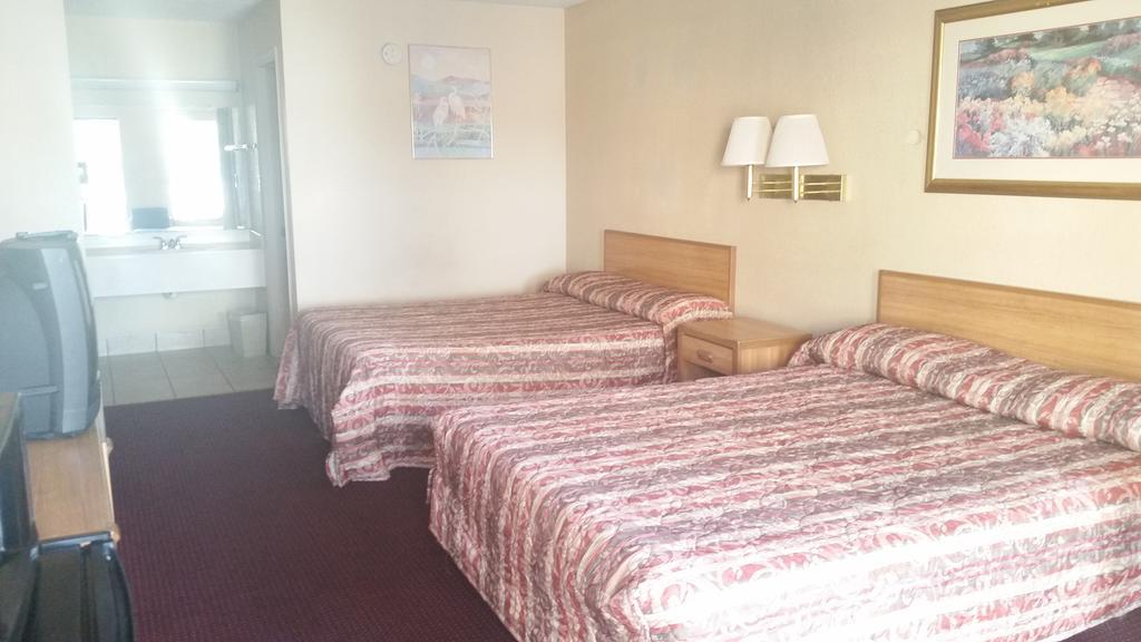 Royal Inn Alachua Habitación foto