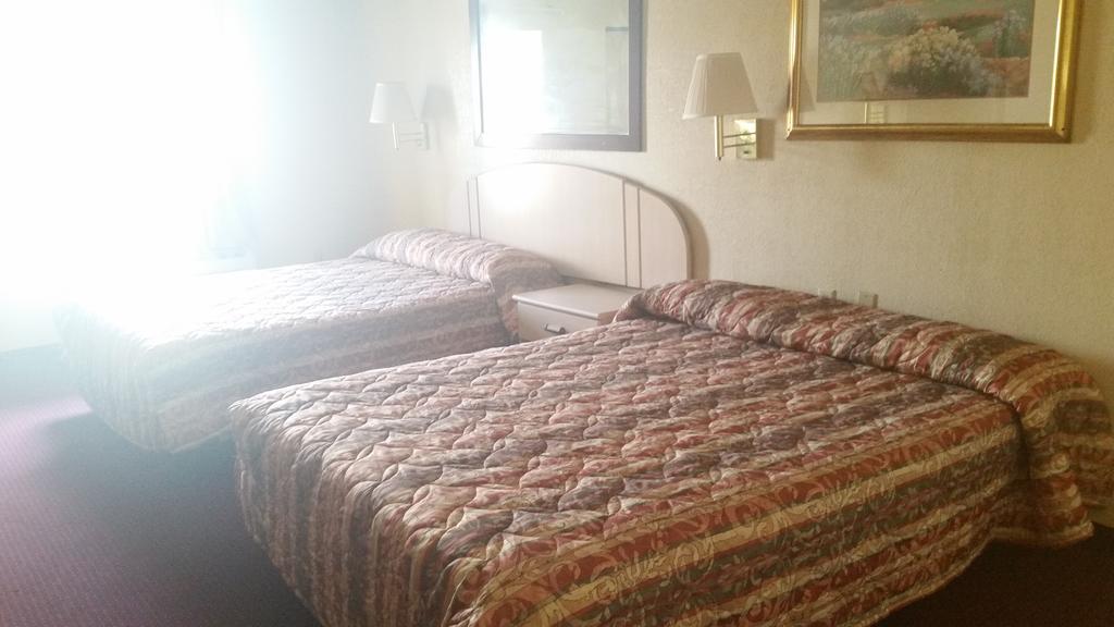 Royal Inn Alachua Habitación foto